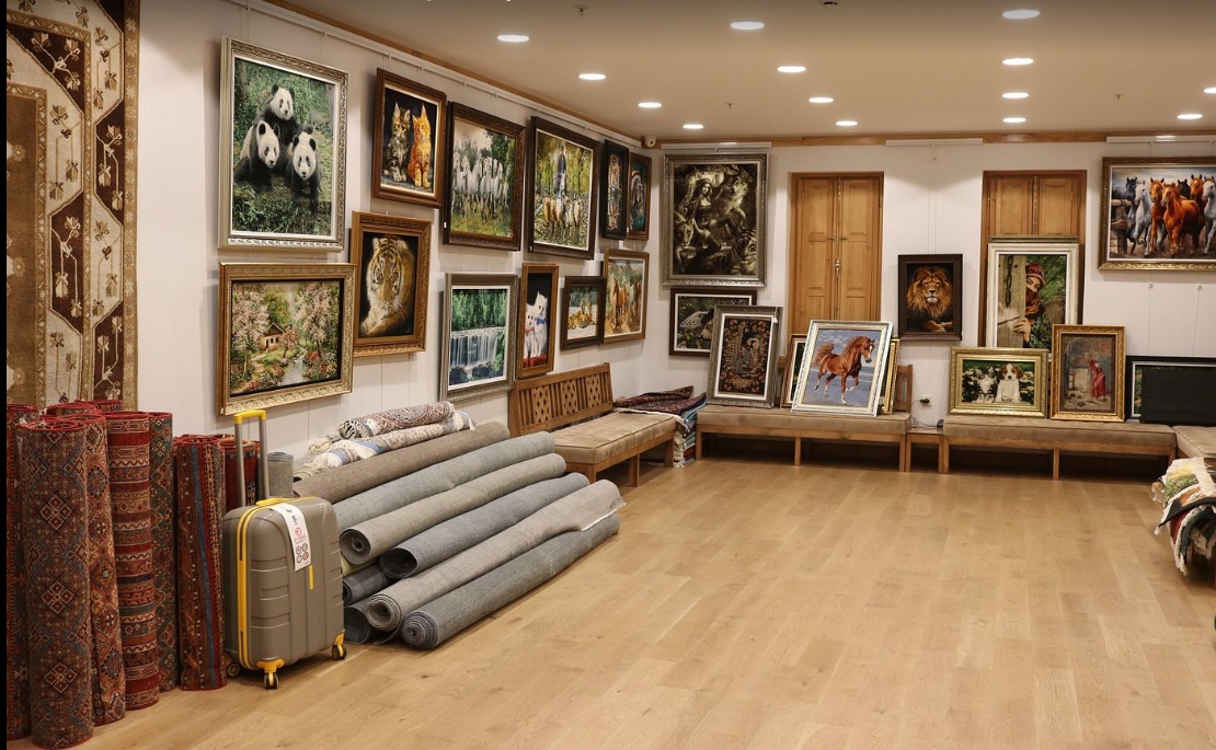 Showroom